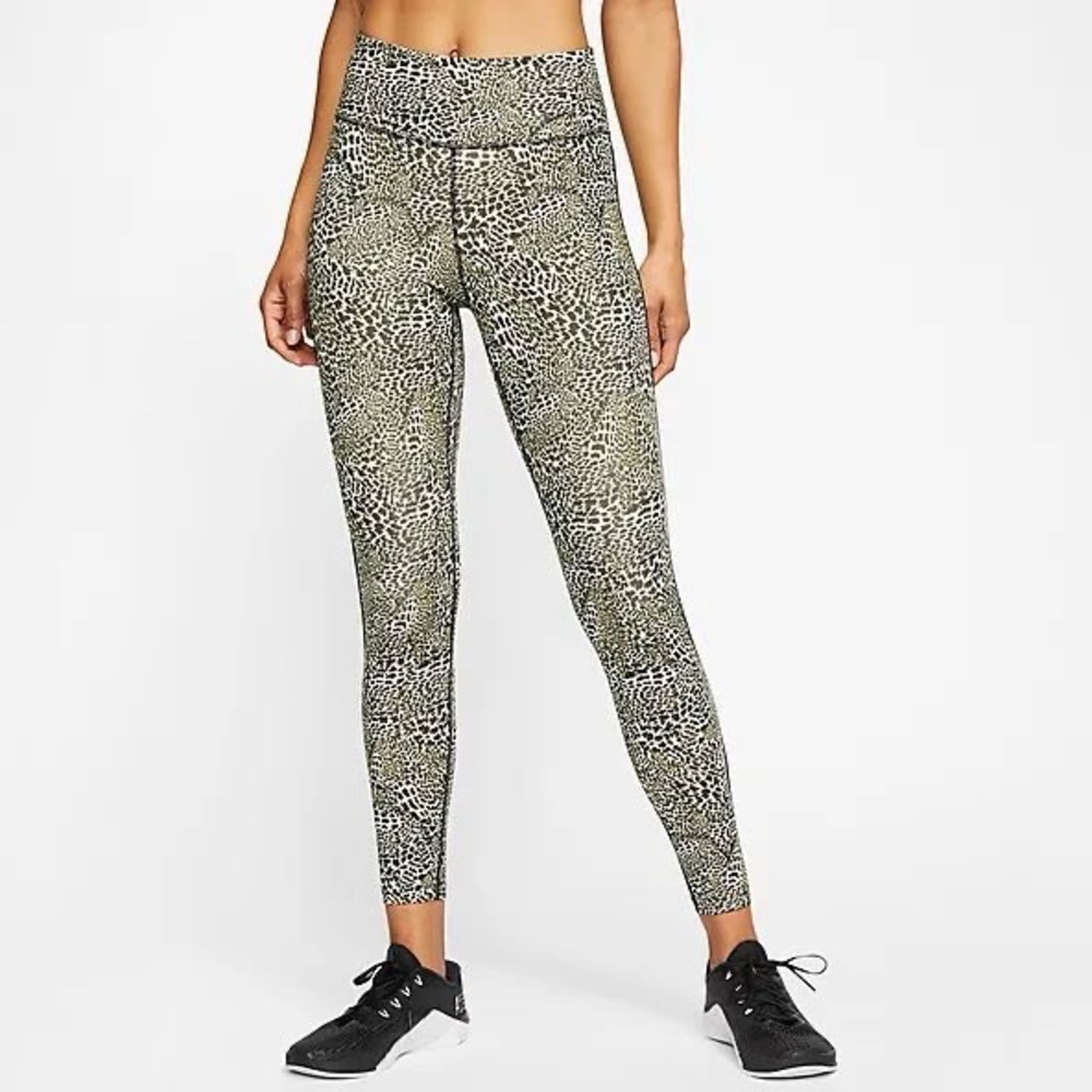 Nike The One Tight Fit Women's 7/8 Leopard Print Training Tights Leggings